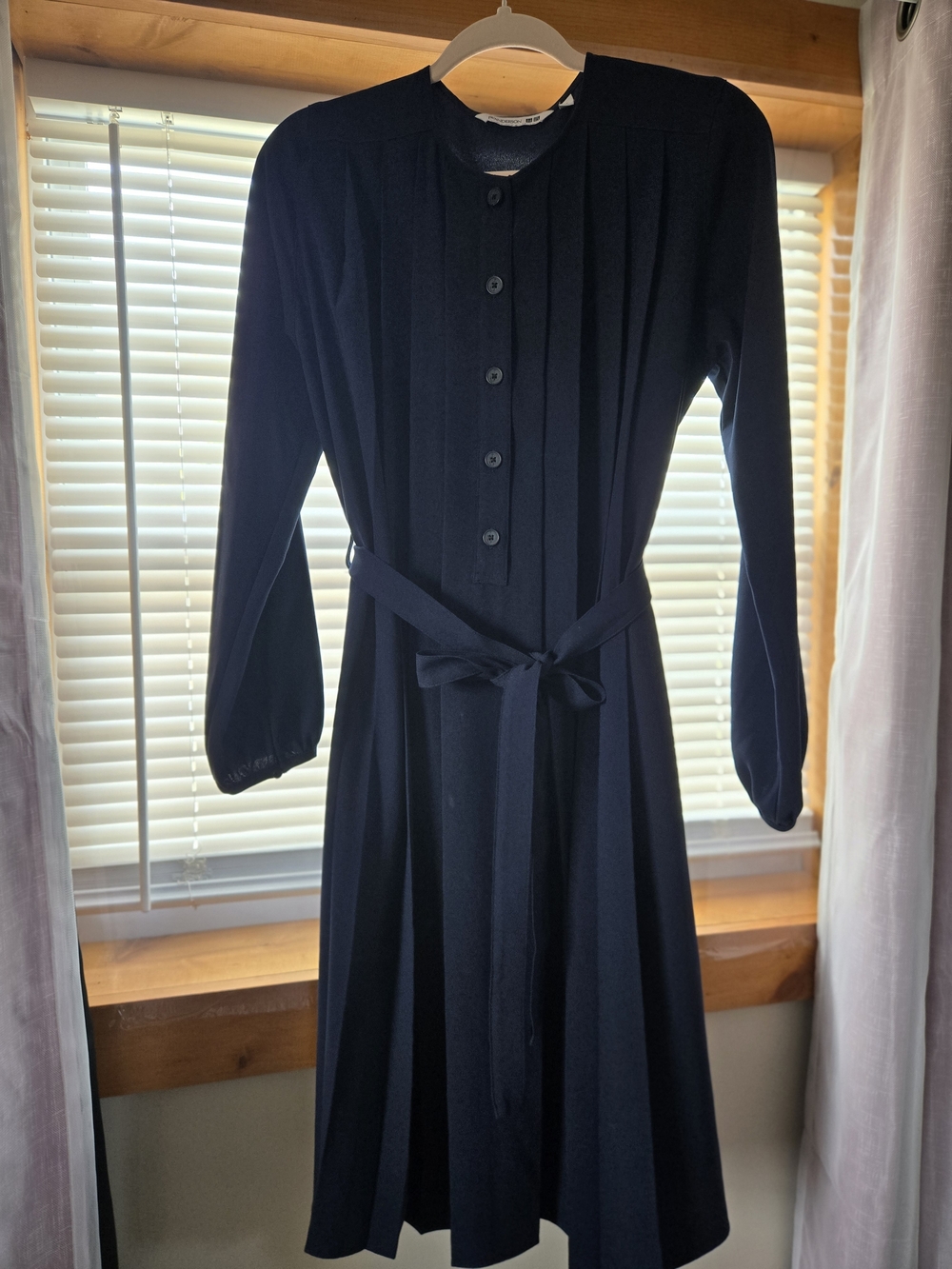 Uniqlo Navy Long-Sleeve Pleated Button-Front Dress with Self-Tie Waist